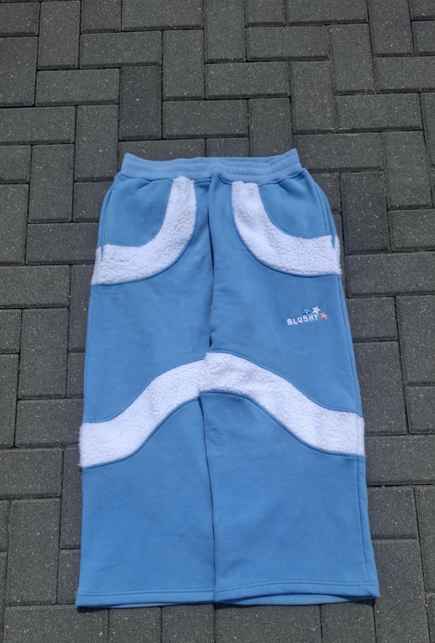 losowe spodnie dresowe